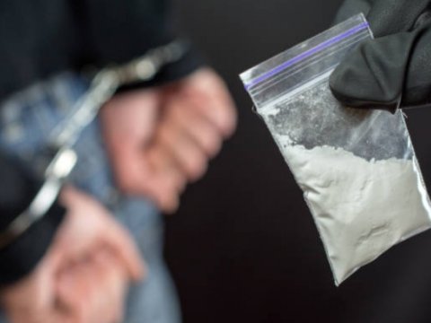 Keçmiş məhkumlar narkotiklə&nbsp;tutuldu