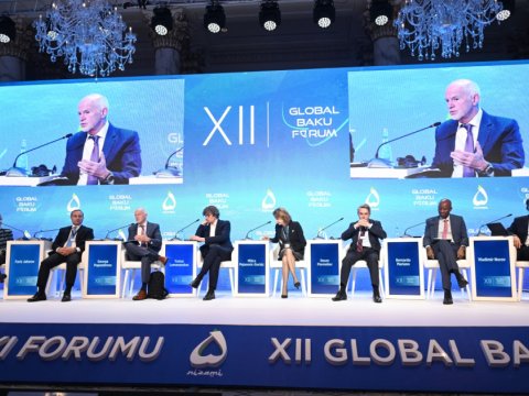 Bakı Forumunun üçüncü günü başladı