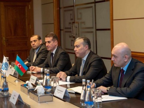 Maliyyə naziri Baş katiblə görüşdü