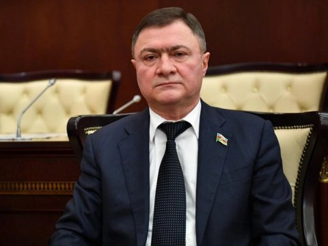 Azərbaycan xarici təsirlərdən maksimum uzaq durmağa çalışır