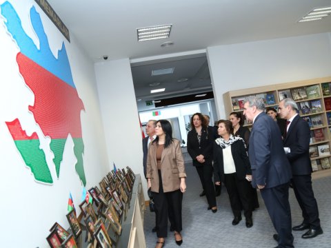 Tədbir iştirakçıları MEK-lə tanış olublar