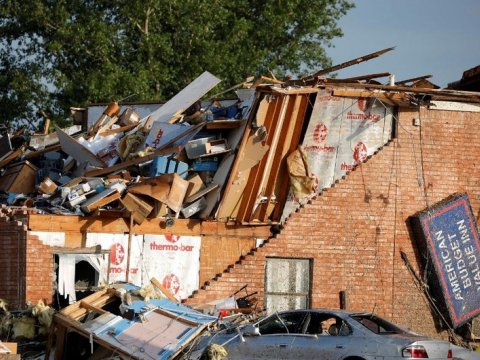 ABŞ-də qasırğa onlarla CAN ALDI