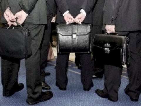 Deputatlarla işləməyən icra başçıları - Mehriban "düşmənlər"