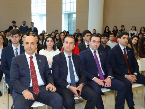 Parlamentin deputatları&nbsp; &ldquo;Qərbi Azərbaycan mövzusu 100 ildə&rdquo; adlı dəyirmi masada&nbsp;