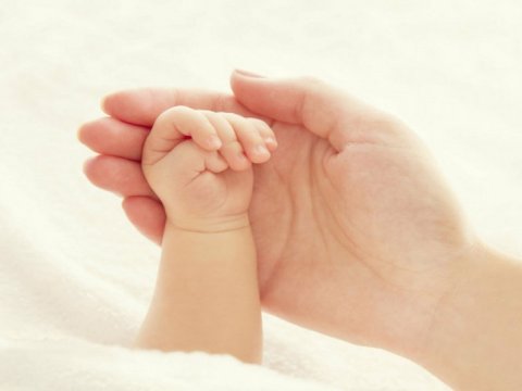 Bərdədə doğuş zamanı ana ölüb: körpəsi sağ qalıb