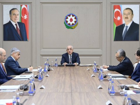 Baş nazir qəzalı binalarla bağlı hökumət üzvlərini&nbsp;TOPLADI