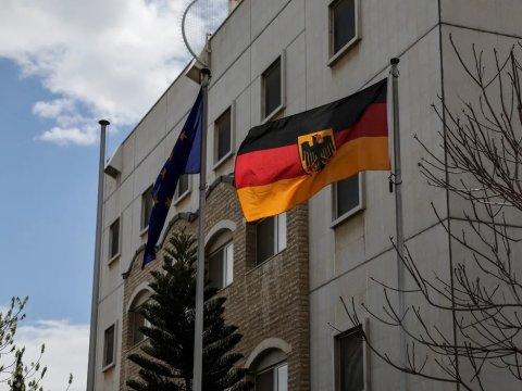 13 ildən sonra səfirlik yenidən açıldı