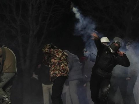Türkiyədəki aksiyalarda 16 polis yaralanıb&nbsp;- Nazir