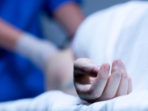 Hosteldən meyit tapıldı