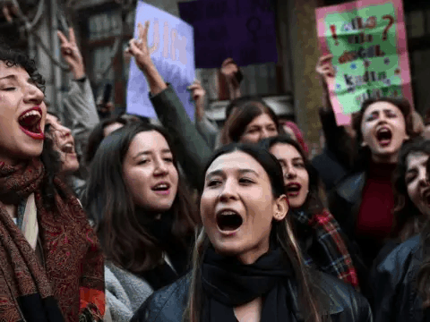 Boşanmalarda təşəbbüskar qadınlardır! - Sosioloq ÜSYAN ETDİ