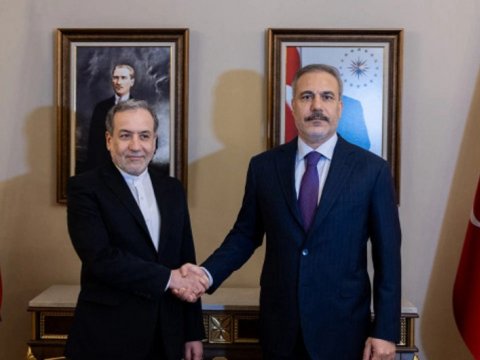 Fidan iranlı həmkarı ilə danışıqlar apardı