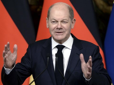 Almaniya hökuməti istefa verdi