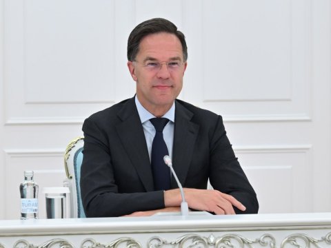 NATO-nun baş katibi Polşaya gedir