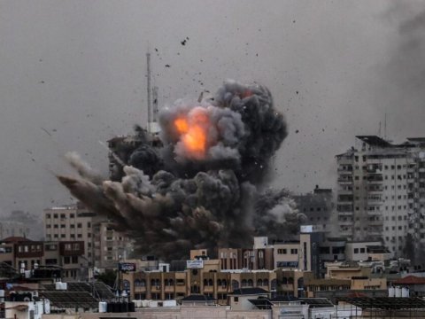 Qəzza yenə bombalandı - 11 nəfər öldü