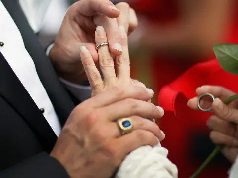 Azərbaycanda kişilər rəsmi nikahı vacib hesab etmirlər - ARAŞDIRMA