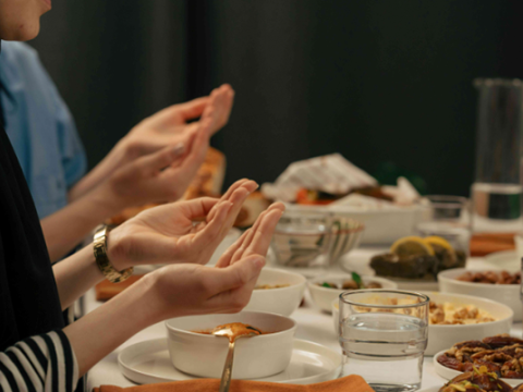 Ramazanın 27-ci günü - İmsak və iftar VAXTLARI 