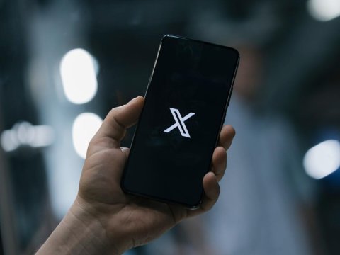 X sosial şəbəkəsində problem YARANDI