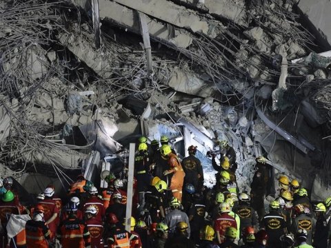 Zəlzələdə ölənlərin sayı 1600-ü keçdi