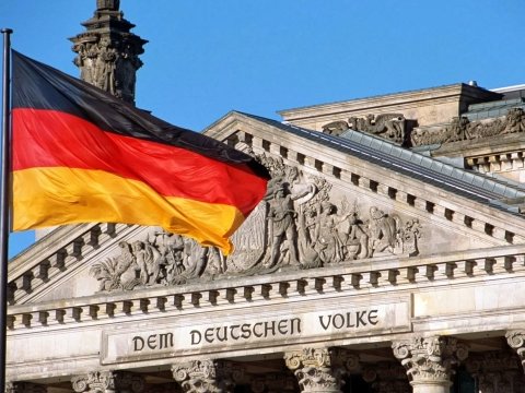 Qəzetdə qəribə elan: Mer axtarılır