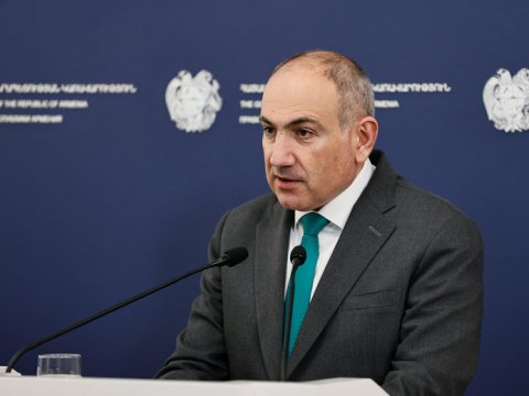 Paşinyan cini şüşədən çıxartdı - Ermənilər seçim ETMƏLİDİR