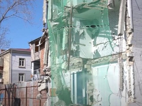 Sumqayıtda da sakinlər evdə olarkən mənzillər sökülür? &ndash; VİDEO