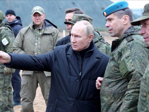 Putin 160 min nəfəri orduya ÇAĞIRDI