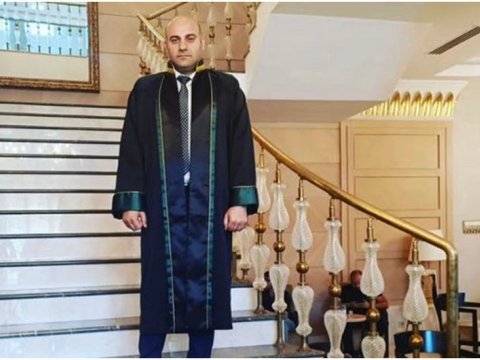 Keçmiş vəkil həbsdən azad edildi