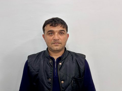 Narkuryerdən 9 kq heroin götürüldü