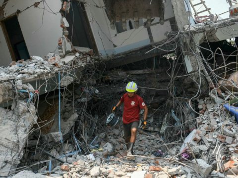 Zəlzələdə ölənlərin sayı 3 minə çatır