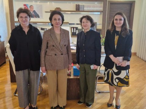 Türk Mədəniyyəti və İrsi Fondunun prezidenti rektorla müzakirə apardı