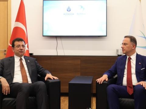 Bələdiyyədəki korrupsiyanı etiraf etdi