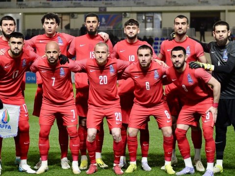 Millimiz FIFA reytinqində gerilədi