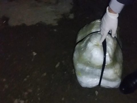 Astarada PUA ilə narkotik daşıyan şəxs tutuldu -&nbsp;FOTO
