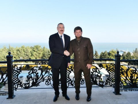 Kadırov İlham Əliyevi təbrik etdi
