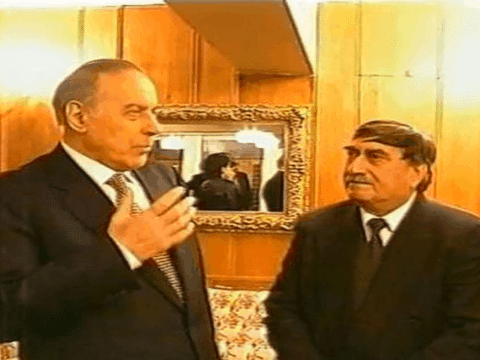 Heydər Əliyevlə şair Qabilin zarafatları - 1 - VİDEO 