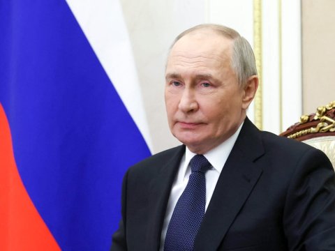 Avropa liderlərindən biri Putinlə danışmalıdır