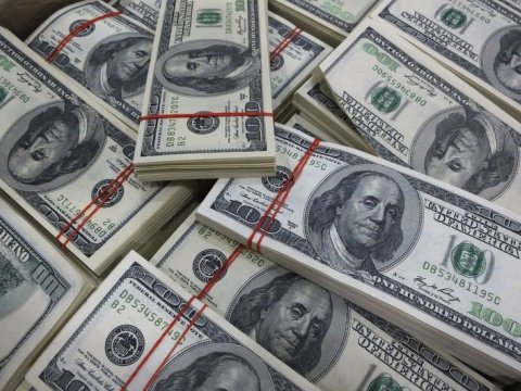 Dollar kəskin UCUZLAŞDI