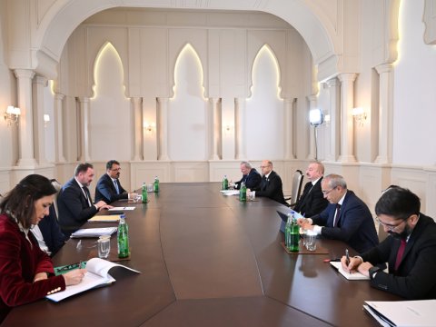 Prezident Aİ-nin enerji komissarını qəbul edib