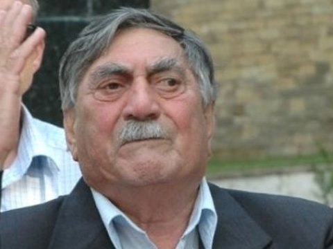 Yeri səhv düşməyən şair