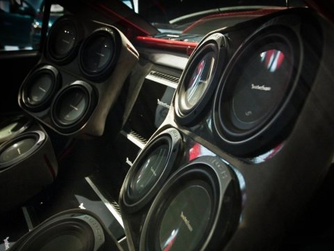 Küçələri "musiqi meydanı"na çevirənləri CƏZA GÖZLƏYİR