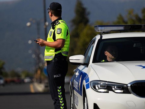 Sürəti azaldın, piyadalara üstünlük verin - Sürücülərə MÜRACİƏT