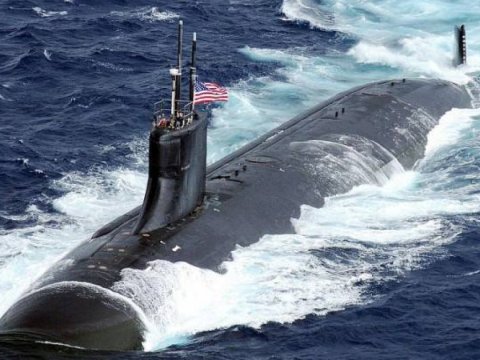 ABŞ yeni sualtı qayığını istismara verdi