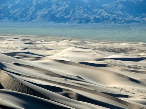 Ərəbistan səhrasında&nbsp;qədim göl və çay&nbsp;izləri