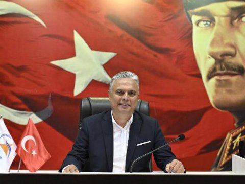 Ümit Uysal CHP başqanlığına namizədlikdən ÇƏKİLDİ