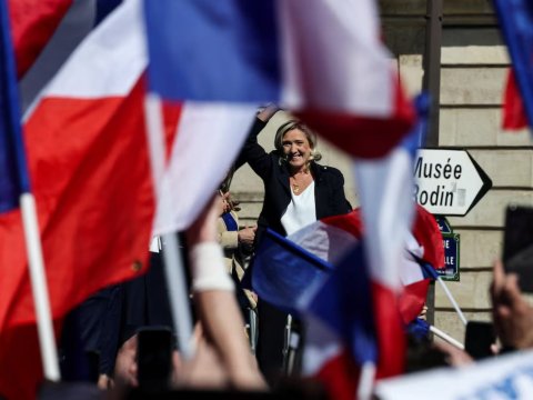 Parisdə mitinq: "Bu qərar namusumuzu tapdaladı" - FOTO