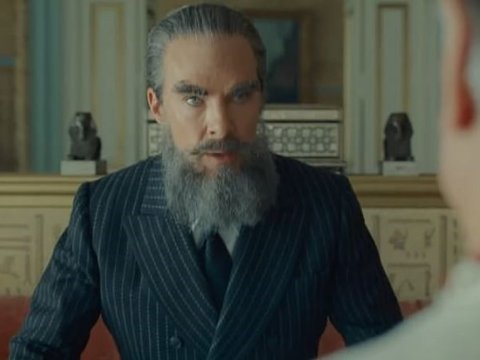 Ağ saç, uzun saqqal və qalın qaş - Yeni filmdə fərqli OBRAZ