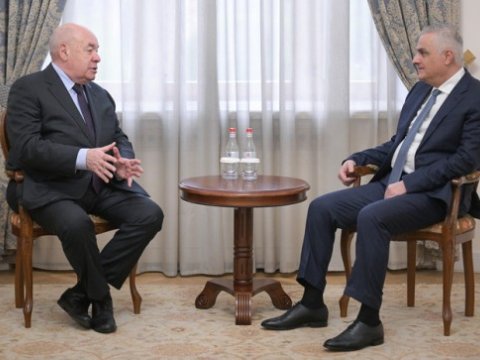 Putinin xüsusi nümayəndəsi İrəvana gəlib