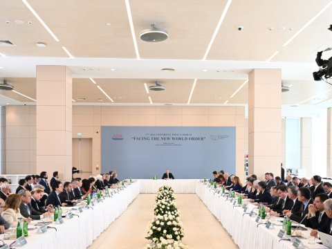 Baydenin dövründə ABŞ-la münasibətlər böhrana uğramışdı