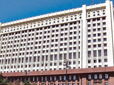 Əfv Komissiyasında daha 100 müraciətə baxıldı