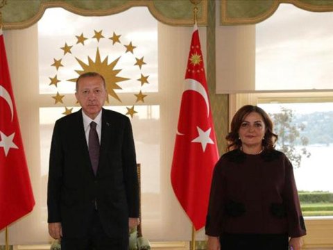 Ərdoğan azərbaycanlı alimi vəzifədən ÇIXARDI